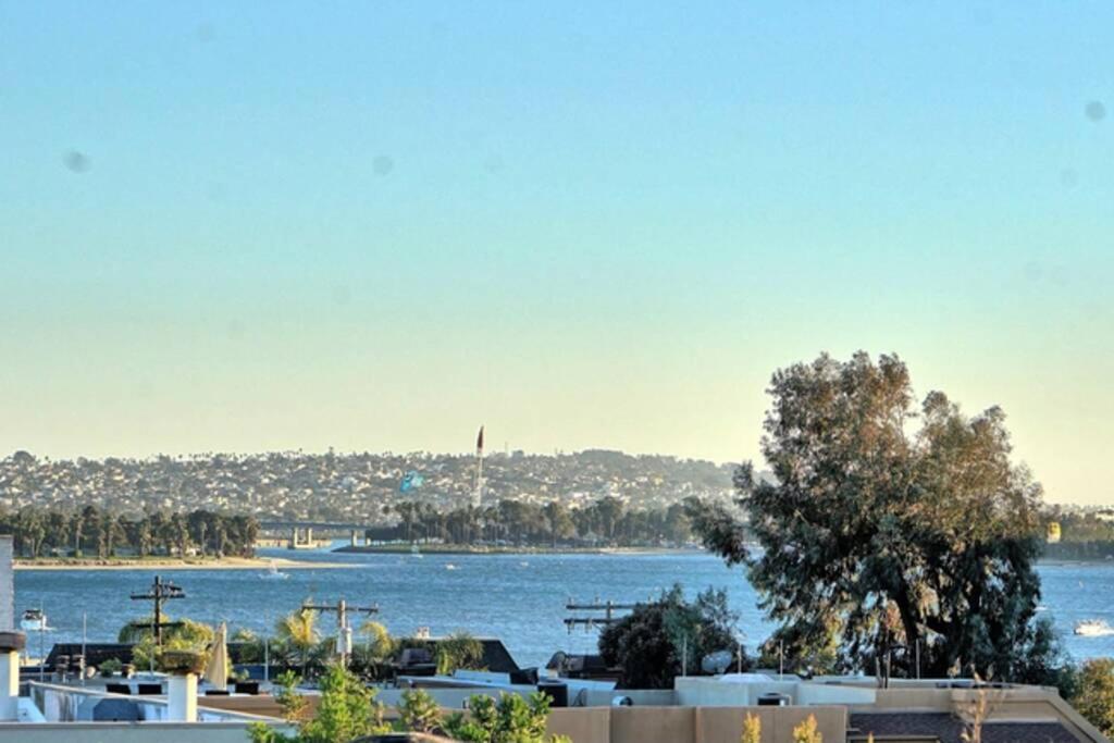 3Bd Sleeps 8 Rooftop Bayside Feel The Ocean Breeze Villa San Diego Exteriör bild