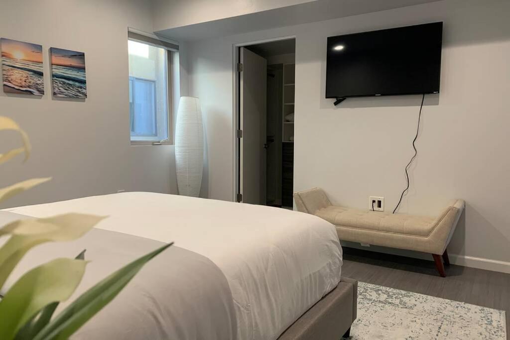 3Bd Sleeps 8 Rooftop Bayside Feel The Ocean Breeze Villa San Diego Exteriör bild